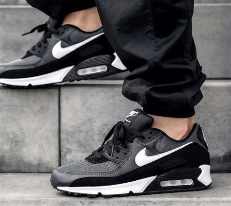 best Nike Air Max 90 sneakers